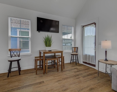 2309 67th Street - Photo Thumbnail 18