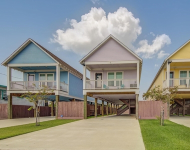 2309 67th Street - Photo Thumbnail 4
