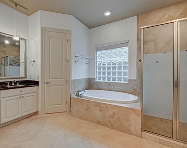 11207 St Laurent Lane - Photo Thumbnail 11