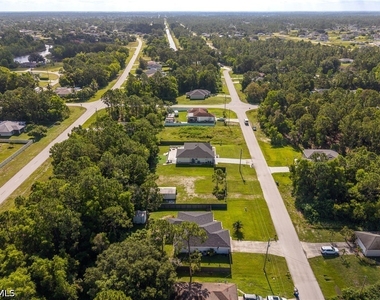 421 Broadmoor Street - Photo Thumbnail 44