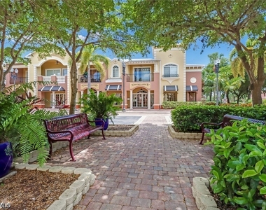 20257 Royal Villagio Court - Photo Thumbnail 27