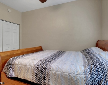 20257 Royal Villagio Court - Photo Thumbnail 19