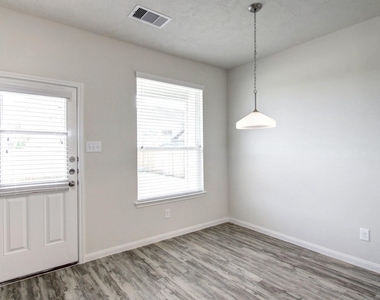 2855 Silver Tree - Photo Thumbnail 6