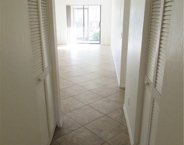 10041 Maddox Lane - Photo Thumbnail 7
