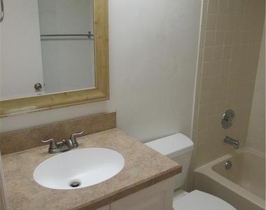 10041 Maddox Lane - Photo Thumbnail 16