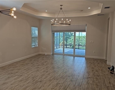 2305 Ariane Drive - Photo Thumbnail 4