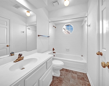 4622 Grand Cayman Drive - Photo Thumbnail 24