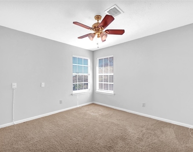 4622 Grand Cayman Drive - Photo Thumbnail 26