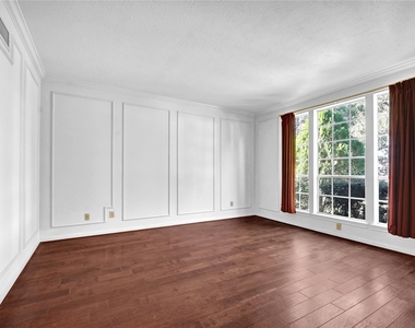 4622 Grand Cayman Drive - Photo Thumbnail 11