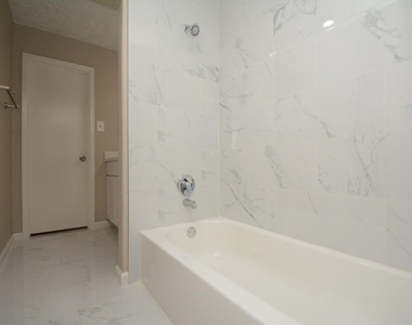 16335 Quail Echo Drive - Photo Thumbnail 10