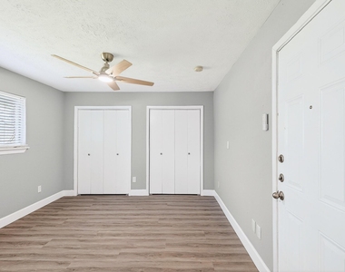 2510 Marble Falls Drive - Photo Thumbnail 18