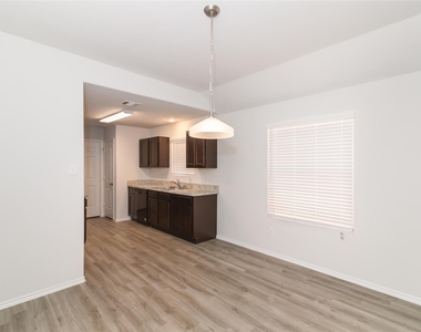 24206 San Marzano Court - Photo Thumbnail 3