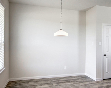 2843 Silver Tree - Photo Thumbnail 8