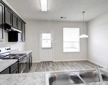 2843 Silver Tree - Photo Thumbnail 5
