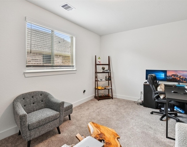 4806 Sand Clouds Drive - Photo Thumbnail 38