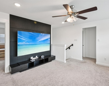 4806 Sand Clouds Drive - Photo Thumbnail 15