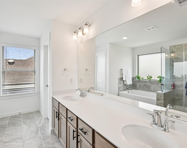 4806 Sand Clouds Drive - Photo Thumbnail 22