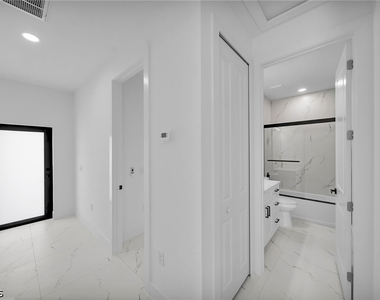 4987 Fairway Court - Photo Thumbnail 18