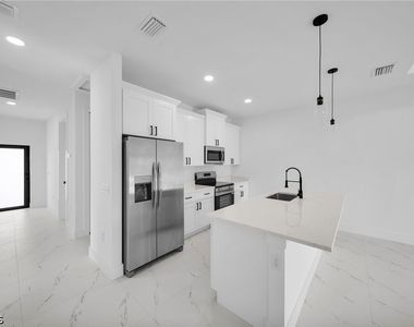 4987 Fairway Court - Photo Thumbnail 9