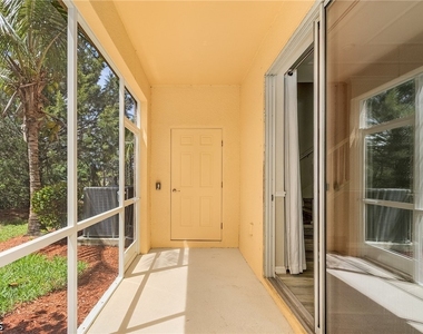 10140 Via Colomba Circle - Photo Thumbnail 20