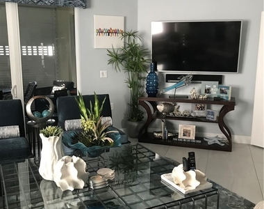 11021 Gulf Reflections Drive - Photo Thumbnail 11