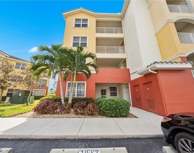 11021 Gulf Reflections Drive - Photo Thumbnail 2