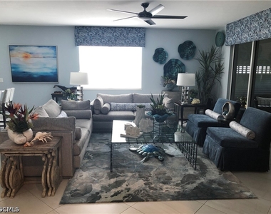 11021 Gulf Reflections Drive - Photo Thumbnail 12