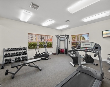 11021 Gulf Reflections Drive - Photo Thumbnail 35