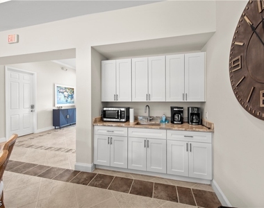 11021 Gulf Reflections Drive - Photo Thumbnail 29