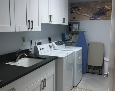 11021 Gulf Reflections Drive - Photo Thumbnail 19
