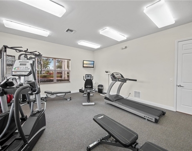 11021 Gulf Reflections Drive - Photo Thumbnail 34