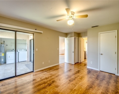 4616 Se 6th Avenue - Photo Thumbnail 13