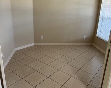 1017 Nw 24th Avenue - Photo Thumbnail 40