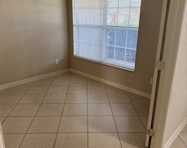 1017 Nw 24th Avenue - Photo Thumbnail 38