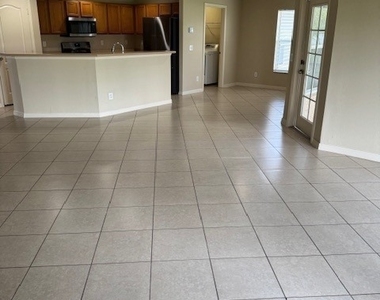1017 Nw 24th Avenue - Photo Thumbnail 31