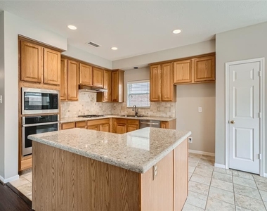 3810 Breaker Court - Photo Thumbnail 10