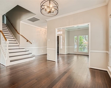 3810 Breaker Court - Photo Thumbnail 5