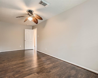 3810 Breaker Court - Photo Thumbnail 26