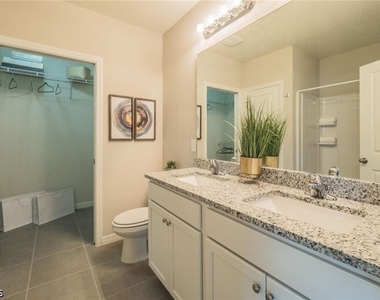 1105 Ne 10th Street - Photo Thumbnail 20