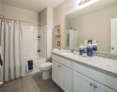 1105 Ne 10th Street - Photo Thumbnail 19