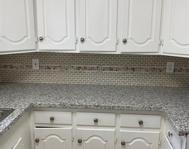6109 Arthington Street - Photo Thumbnail 6