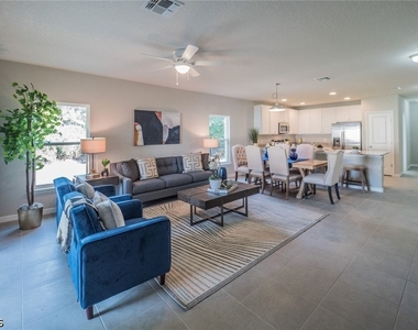 467 Ne 1st Avenue - Photo Thumbnail 1