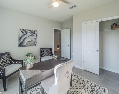 467 Ne 1st Avenue - Photo Thumbnail 15