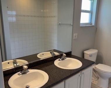 1401 Sw 1st Place - Photo Thumbnail 12