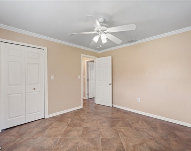 1290 Barrett Road - Photo Thumbnail 11