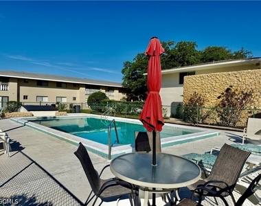 343 Joel Boulevard - Photo Thumbnail 1