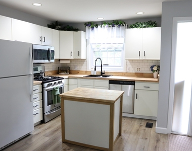 1465 Hooksett - Photo Thumbnail 4