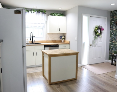 1465 Hooksett - Photo Thumbnail 3