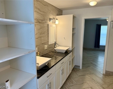 2204 Nelson Road N - Photo Thumbnail 12
