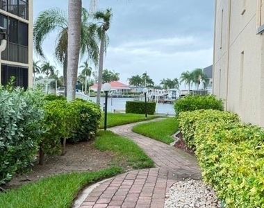 4703 Se 17 Place - Photo Thumbnail 29